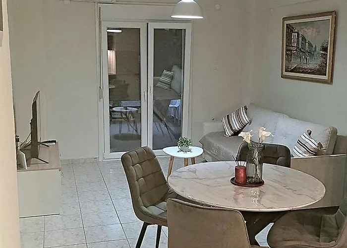 Soli Apartment * Неи-Эпиватай