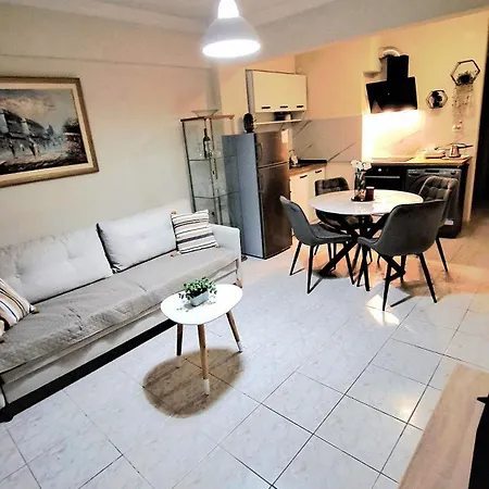 Soli Apartment Neoi Epivatai